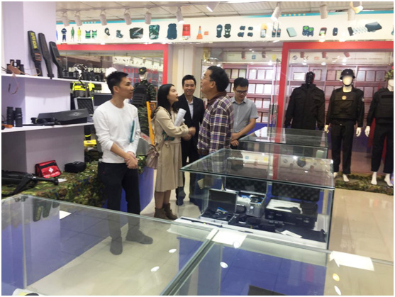 东城政法办领导考察指导YP街机电子科技集团“平安文化”建设情况